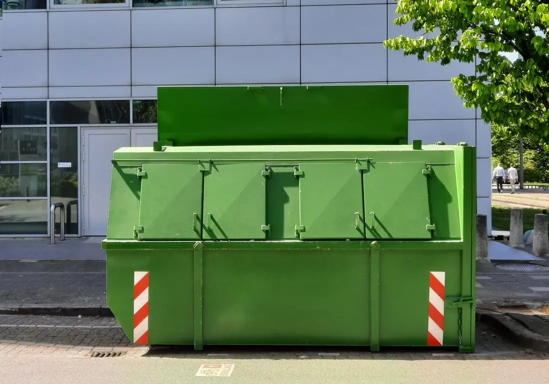 Symbolbild: Containerdienst