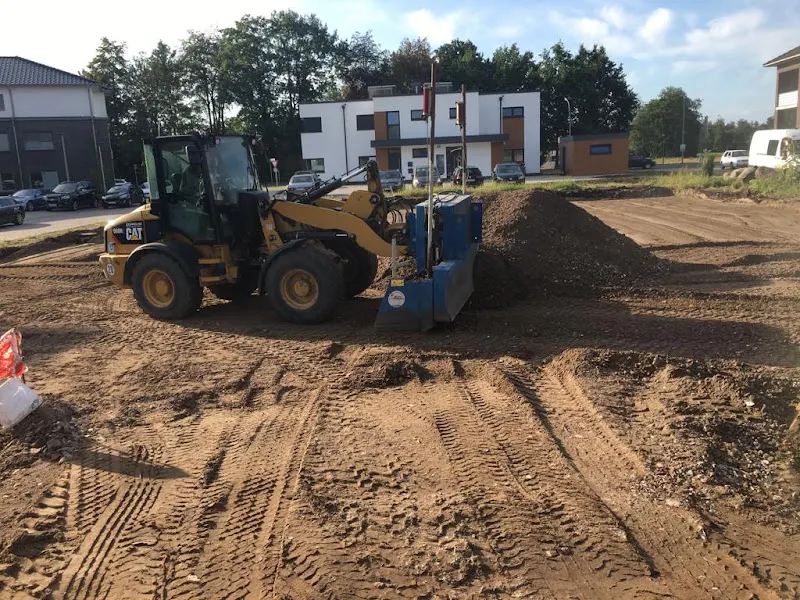 Anbieterbild: Mildenberger GmbH Joh. Baggerarbeiten-Kies-Sand-Container