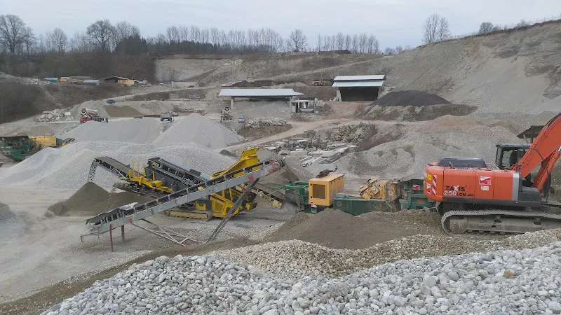 Anbieterbild: Storf Gebr. GmbH & Co. Erd- u. Straßenbau KG Sand Kies